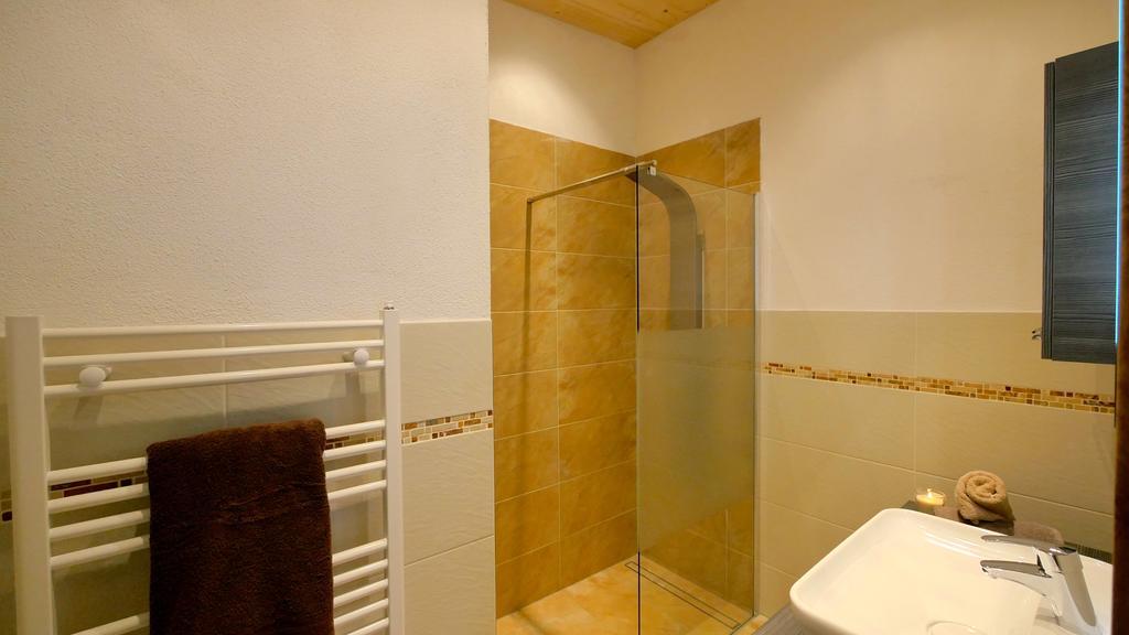 Apartment Lanser Fügen Rum bild