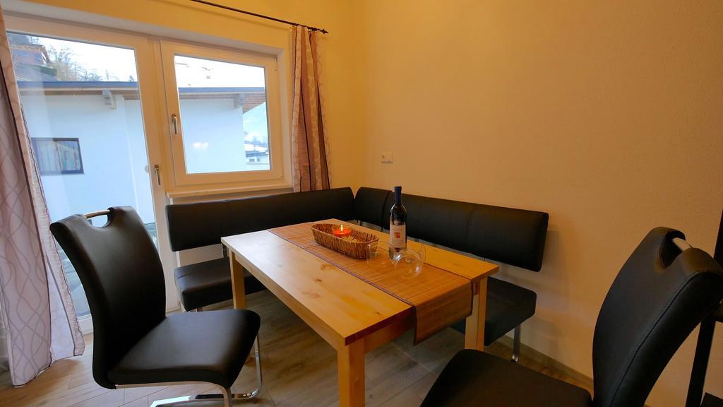 Apartment Lanser Fügen Rum bild