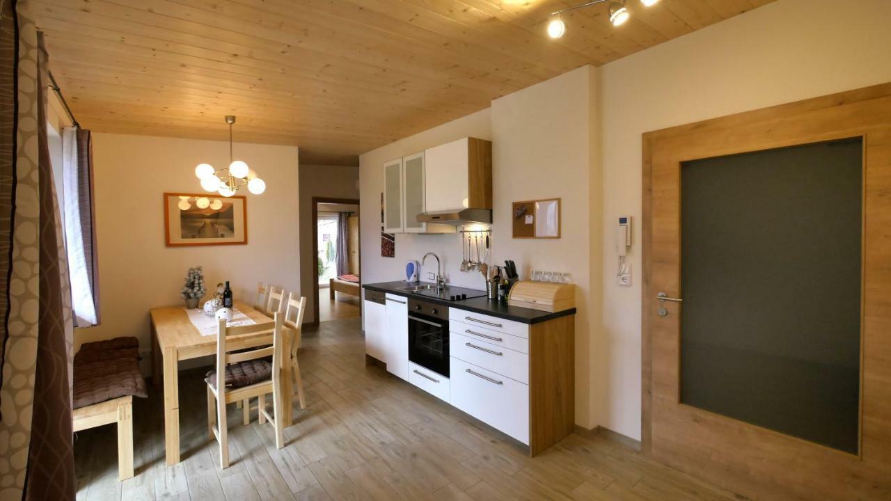 Apartment Lanser Fügen Exteriör bild